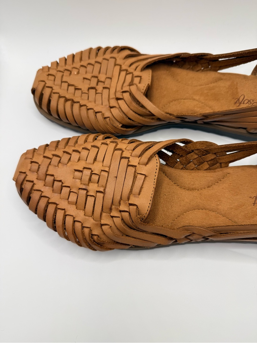 EUROSOFT by Sofft Ranie Slip On Tan Leather Hurache Flats Women’s Size 8 - Picture 3 of 9